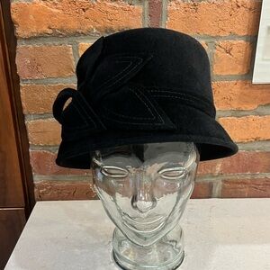 Vintage Sherel’s New York Hat Black Large Flower